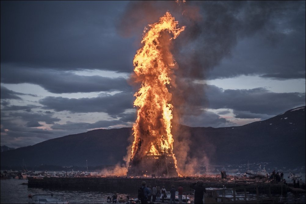 Фото большого огня