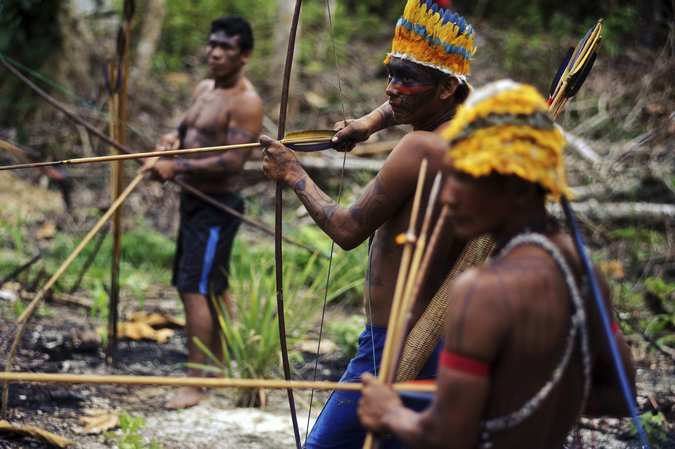 Как племя Мундуруку борется с золотодобытчиками