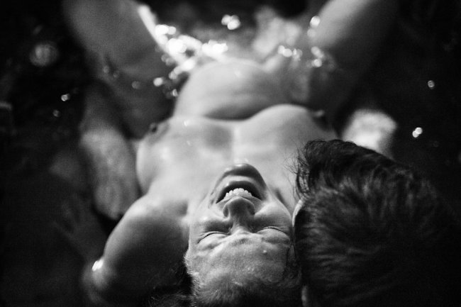 Процесс рождения в объективе Дженны Шулдис 