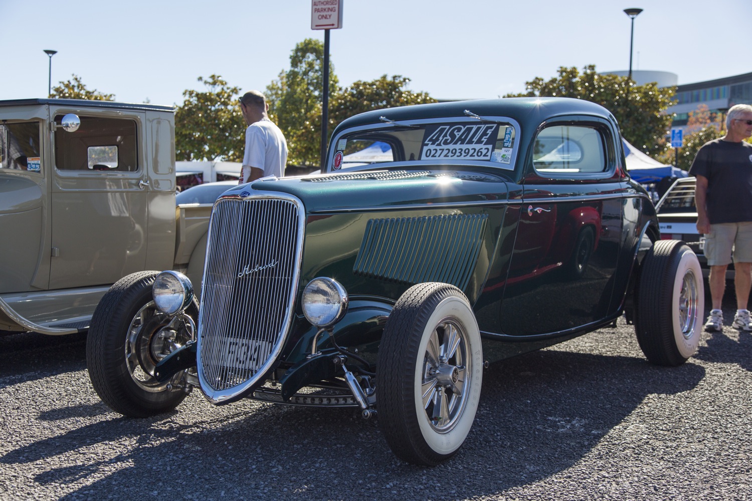 Том форд авто. Ford 1930. Форд дейс. Форд Автор. Форд из нержавейки фото.