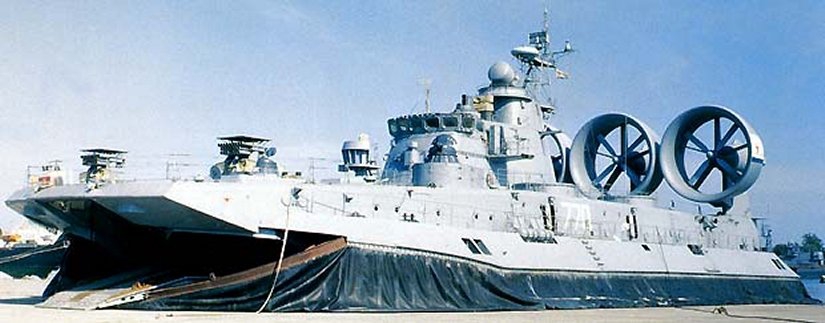 Десантный корабль «Зубр» 