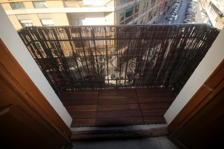Оригинальная идея для оформления балкона  