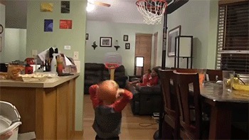 Маленький баскетболист.