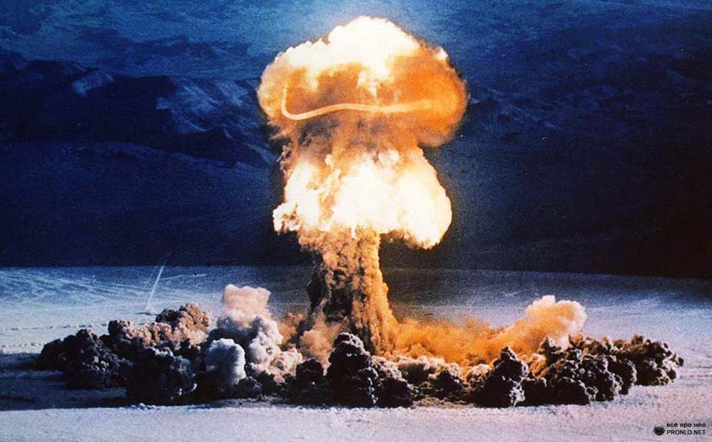 Считают ли японцы, что атомные бомбы на них сбросила СССР?