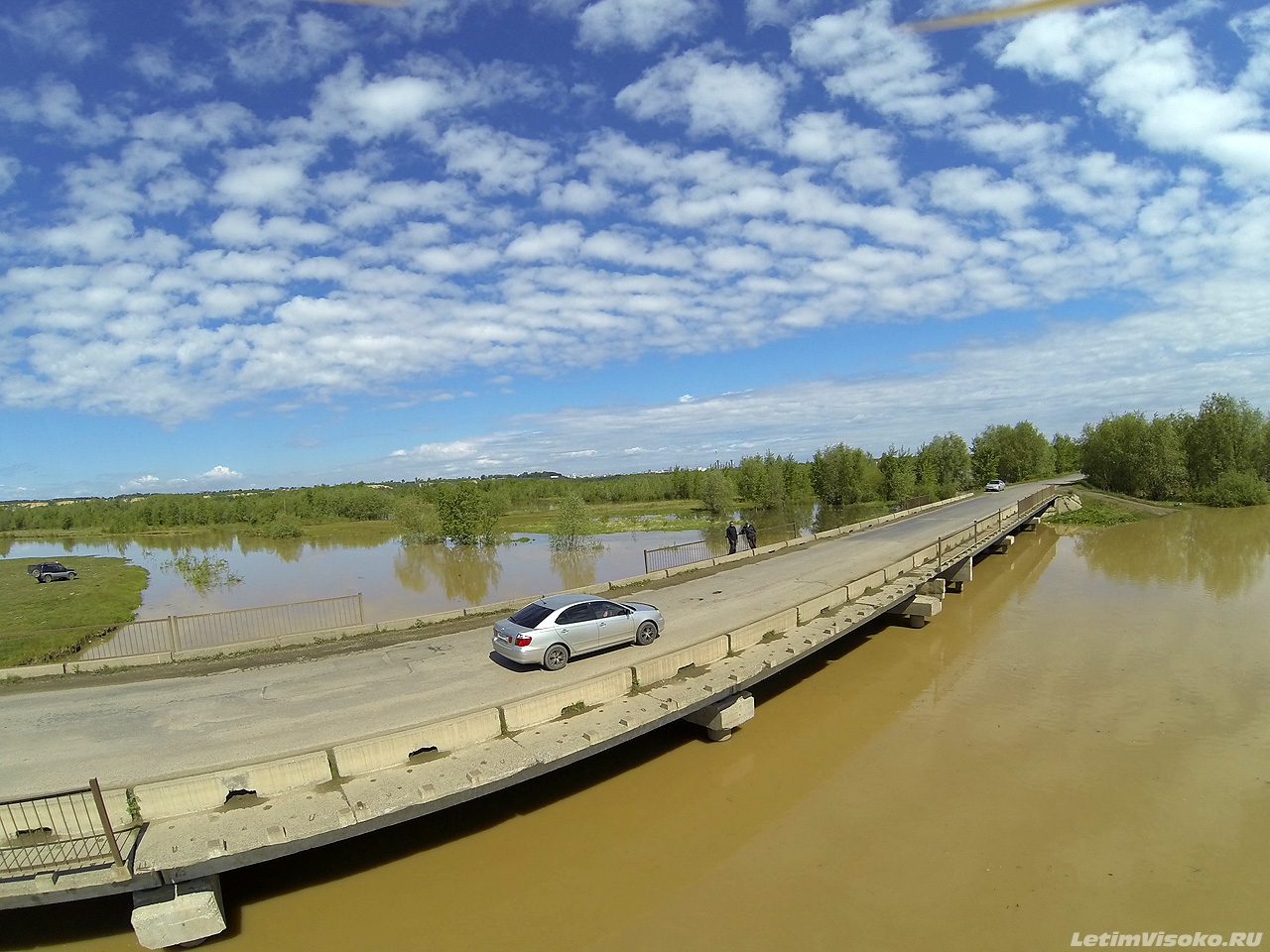 Паводок на Алтае. Вода вплотную подобралась к Барнаулу.