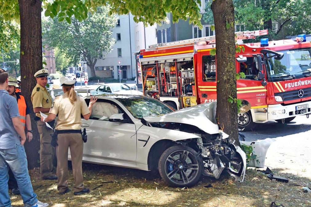 В Германии разбили BMW М4