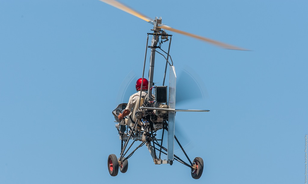 Самодельный летательный аппарат с мотоциклетным двигателем