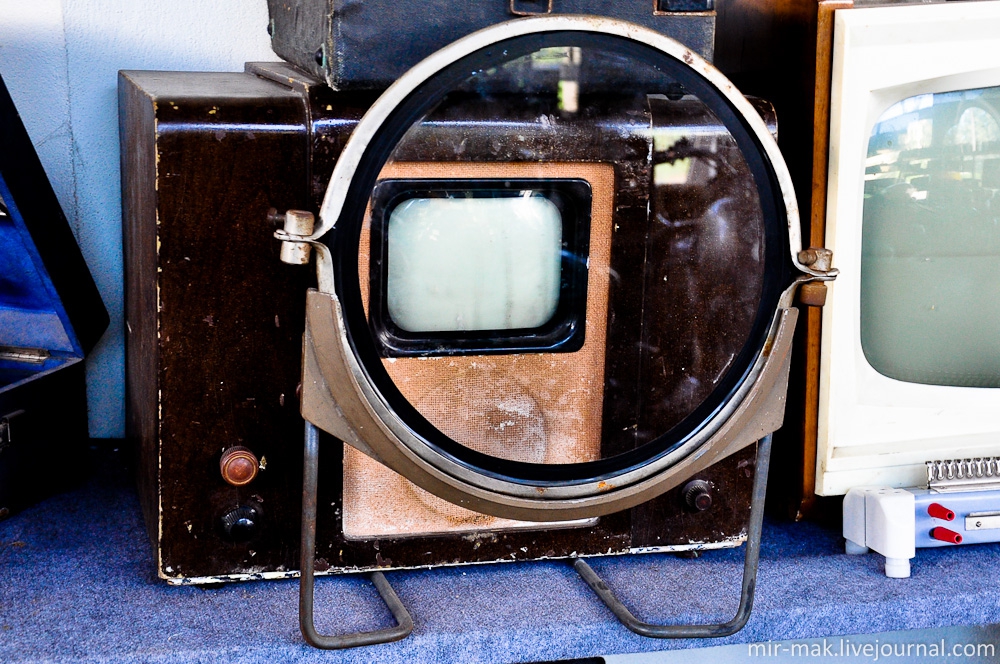 Когда появился телевизор. Телевизор 1907. Первый телевизор. Самый первый телевизор. Самый старый телевизор.