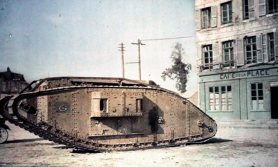 Первый французский танк. Французский танк первой мировой войны. Французские танки 1 мировой. Первый танк Франции в первой мировой.