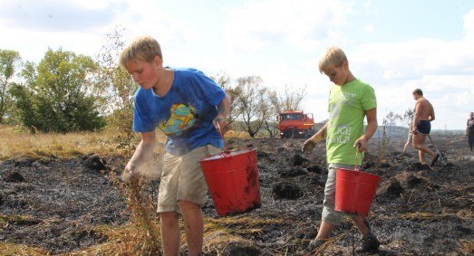 В Курской области 10-летний подросток спас от пожара лес и деревню 