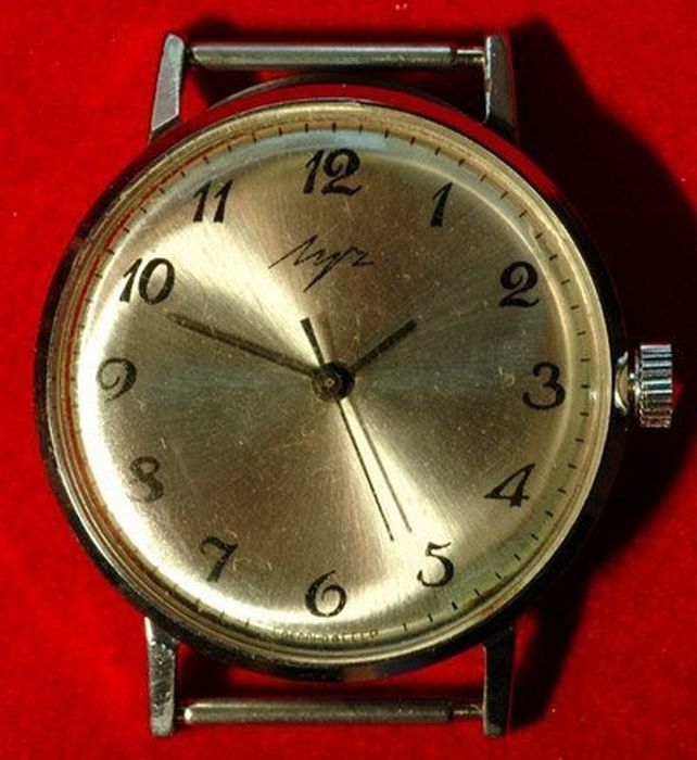 Советские часы марка. Часы Луч Soviet. Часы Луч 70х. Часы Луч советского производства. Часы наручные Soviet Gruen.