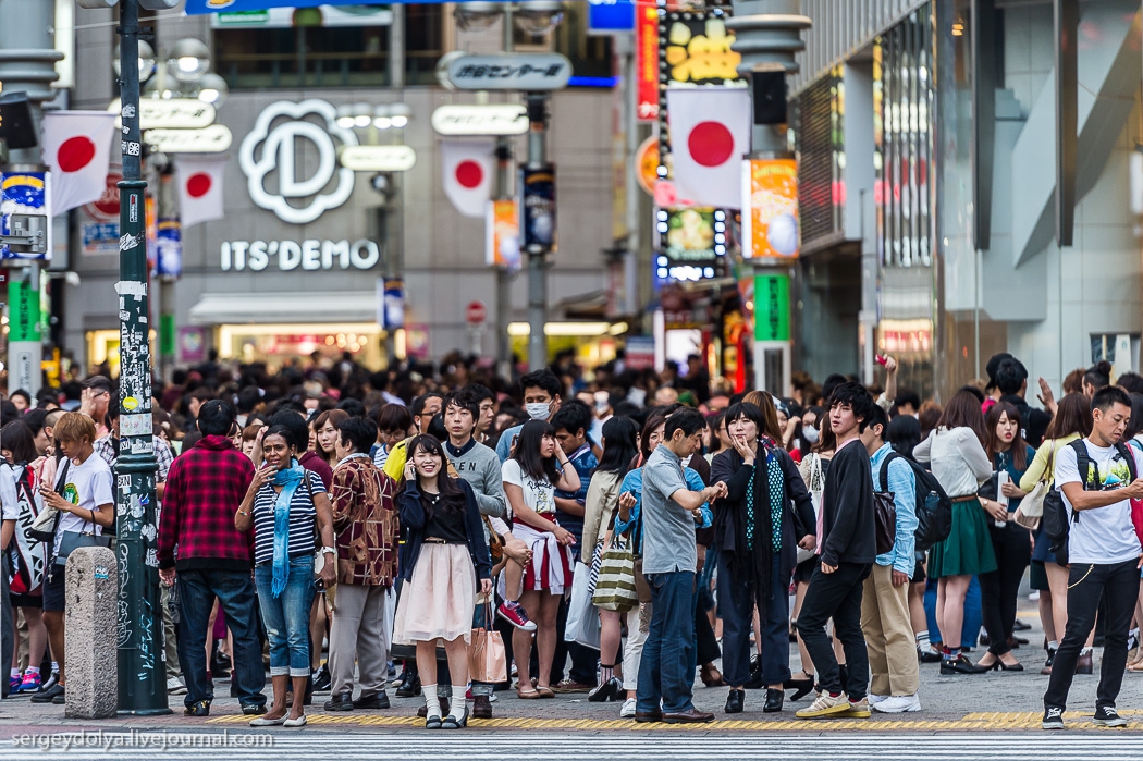 Сколько человек проживает в японии. Населенность Токио. Японцы в Токио. Население Японии. Токио население.