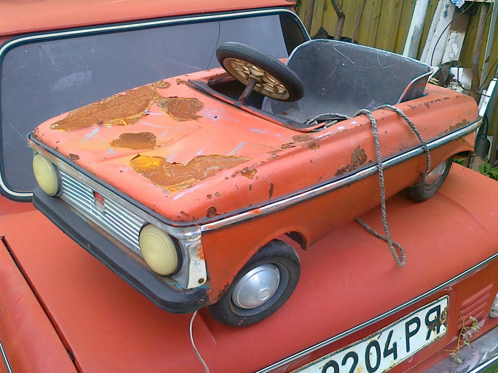 Реставрация педальной машинки "Москвич"  1991 года
