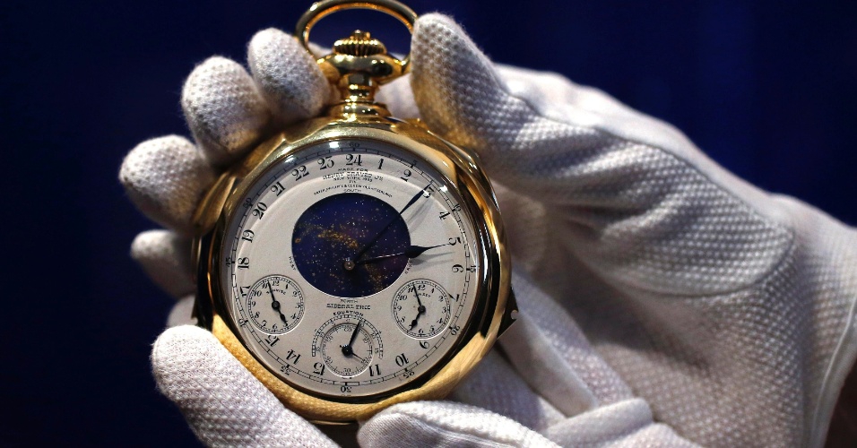 Выставлены на продажу самые дорогие часы в мире