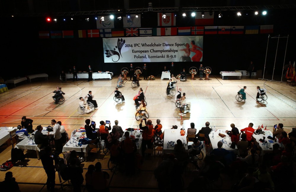 Чемпионат Европы по танцам на колясках