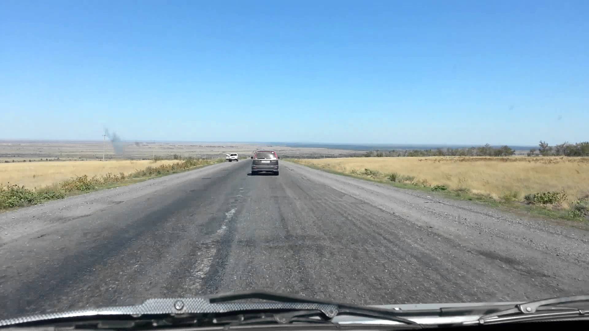 В казахстане два бугая. Трасса а2 Казахстан. Дорога Атырау - Нукус. Трасса Омск Павлодар Щучинск. Дорога Атырау Актобе Кызыл.