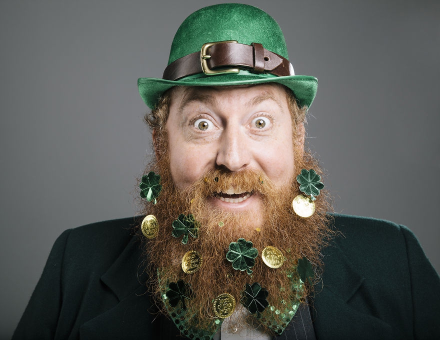 Борода на все времена года: «Бородатый» календарь на 2015 год