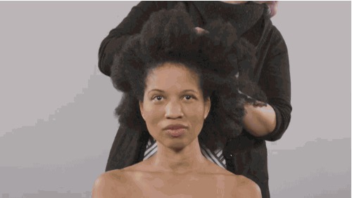 100-летняя история макияжа и причесок темнокожих за одну минуту