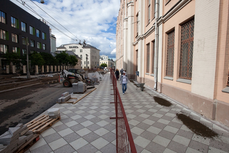 Московские улицы после реконструкции разваливаются на глазах