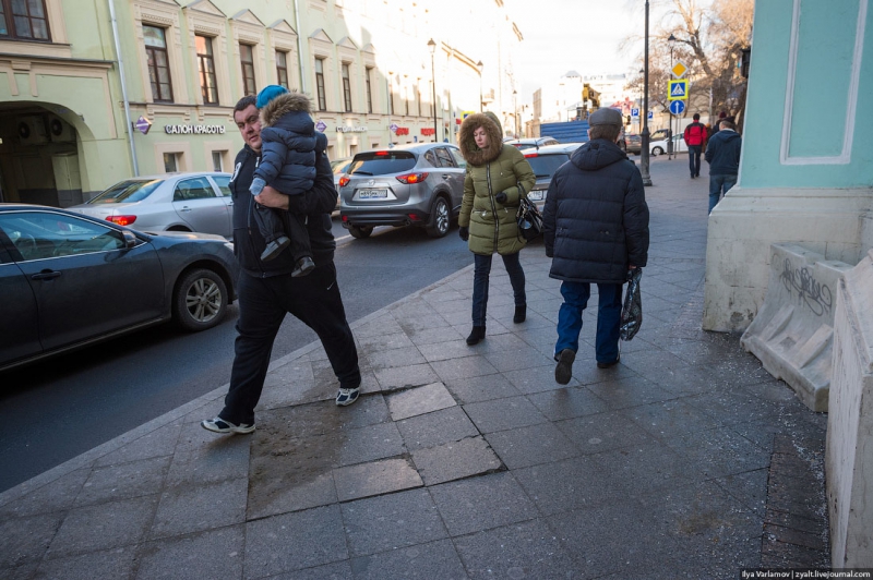 Московские улицы после реконструкции разваливаются на глазах