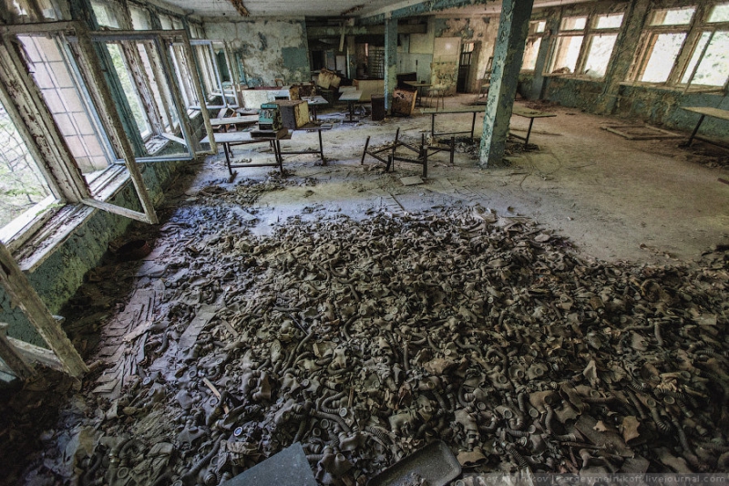 Большая прогулка в Чернобыльскую зону отчуждения и Припять