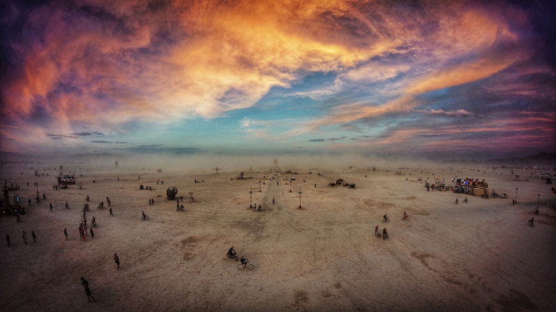 Сюрреалистичные фотографии с фестиваля Burning Man 