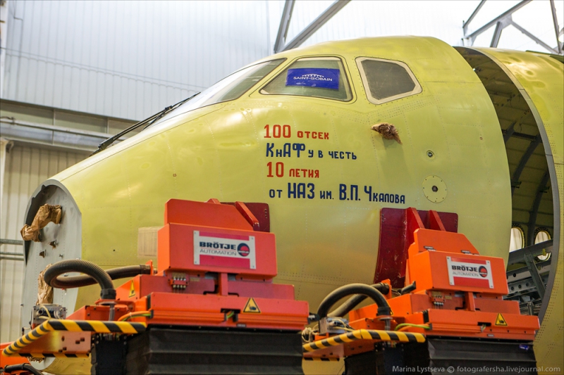Начата сборка сотого самолета Sukhoi Superjet 100