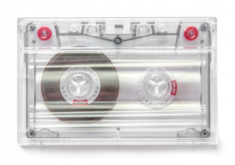 Кто помнит запах новой японской аудиокассеты?