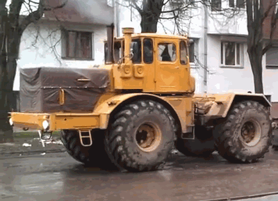 Весёлый трактор Весёлый трактор