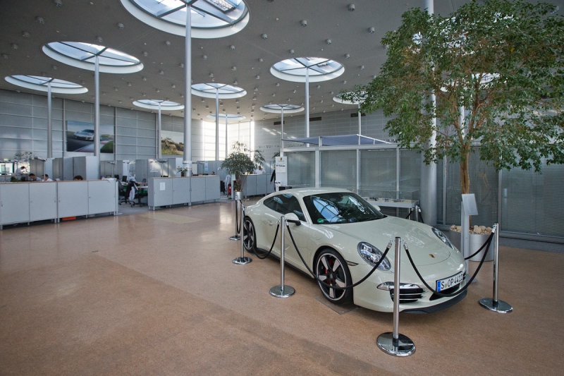 Завод Porsche в Лейпциге