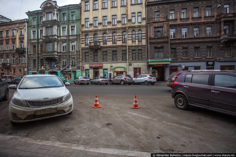 Платные парковки приходят в Петербург