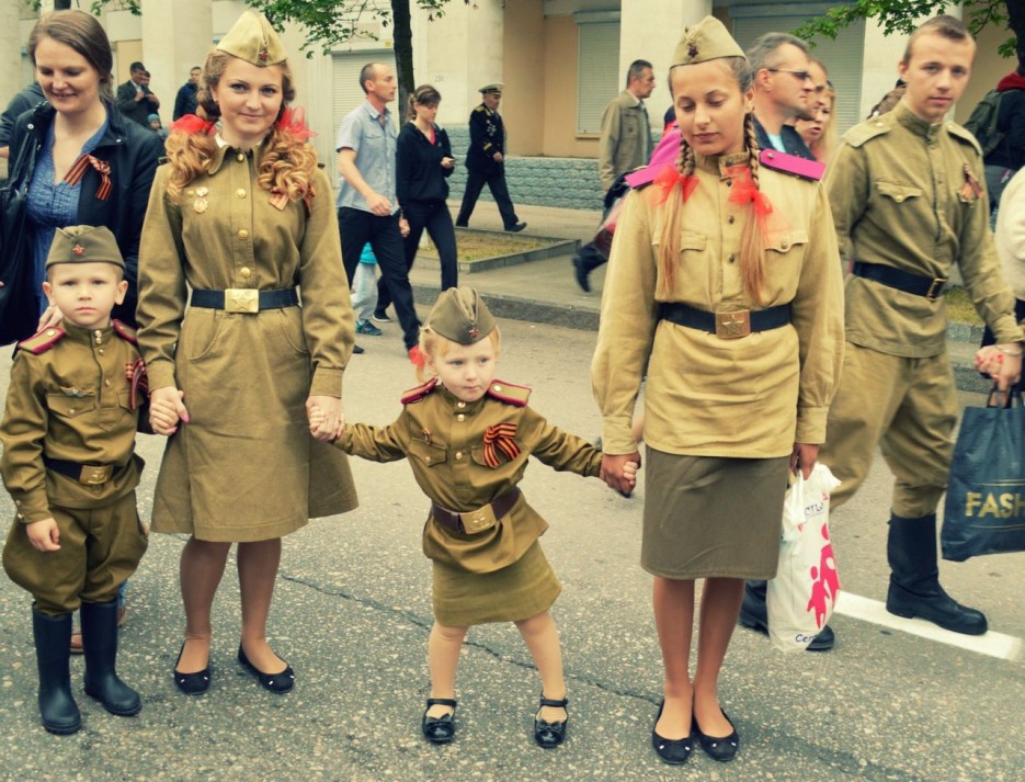 Фото ребенка в военной форме