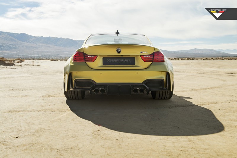 BMW M4 GTRS4 от Vorsteiner