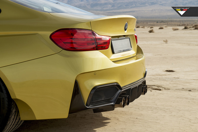 BMW M4 GTRS4 от Vorsteiner