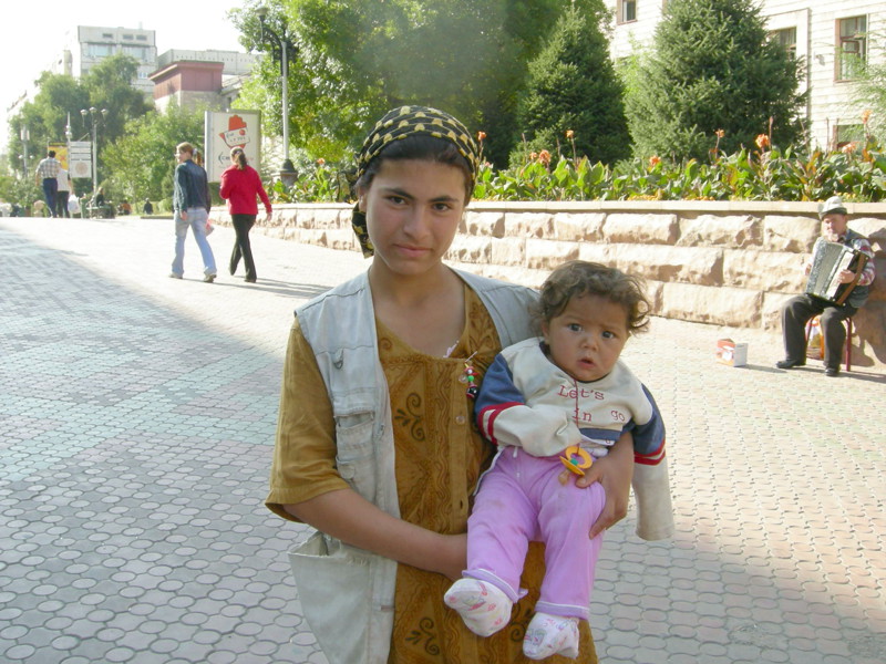 Таджикские цыгане-люли в Алматы