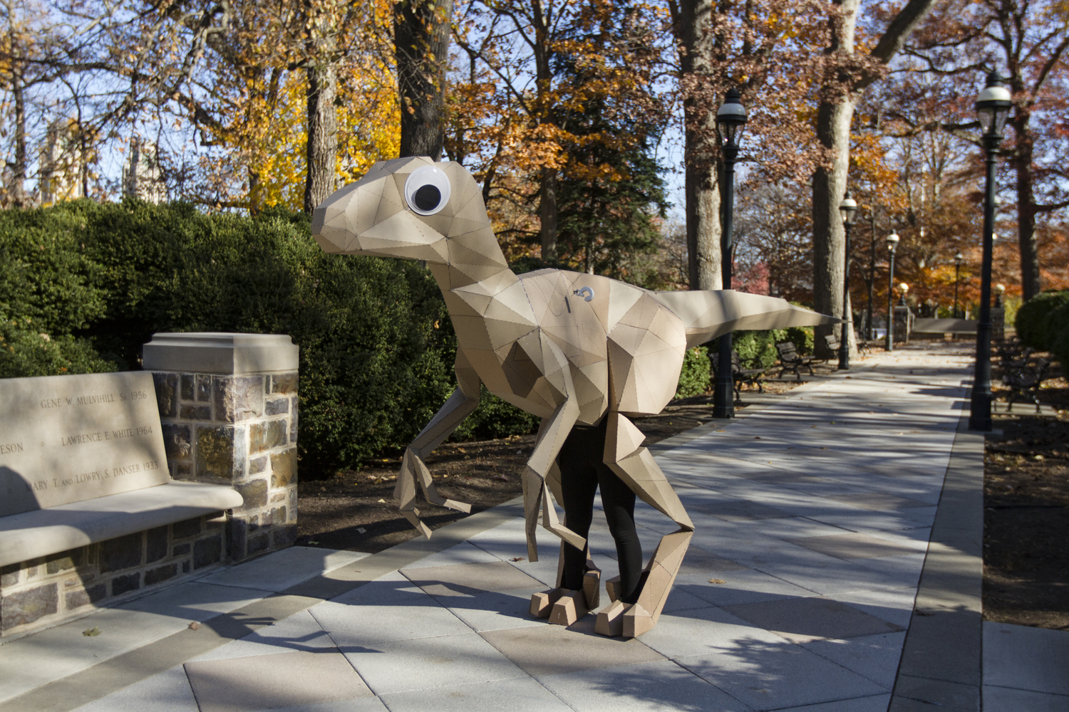 Костюм динозавра 