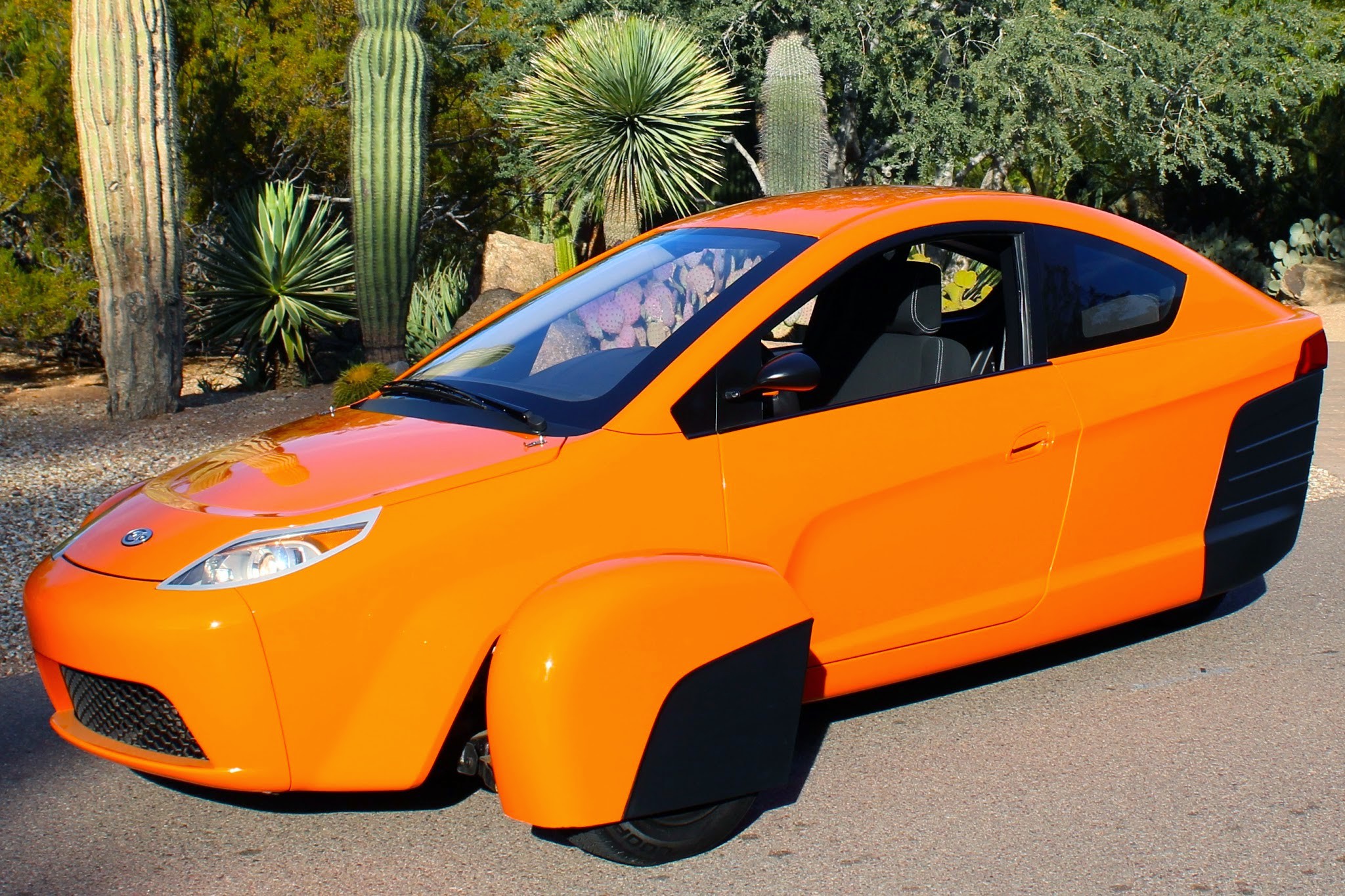 Оранжевый цвет машины