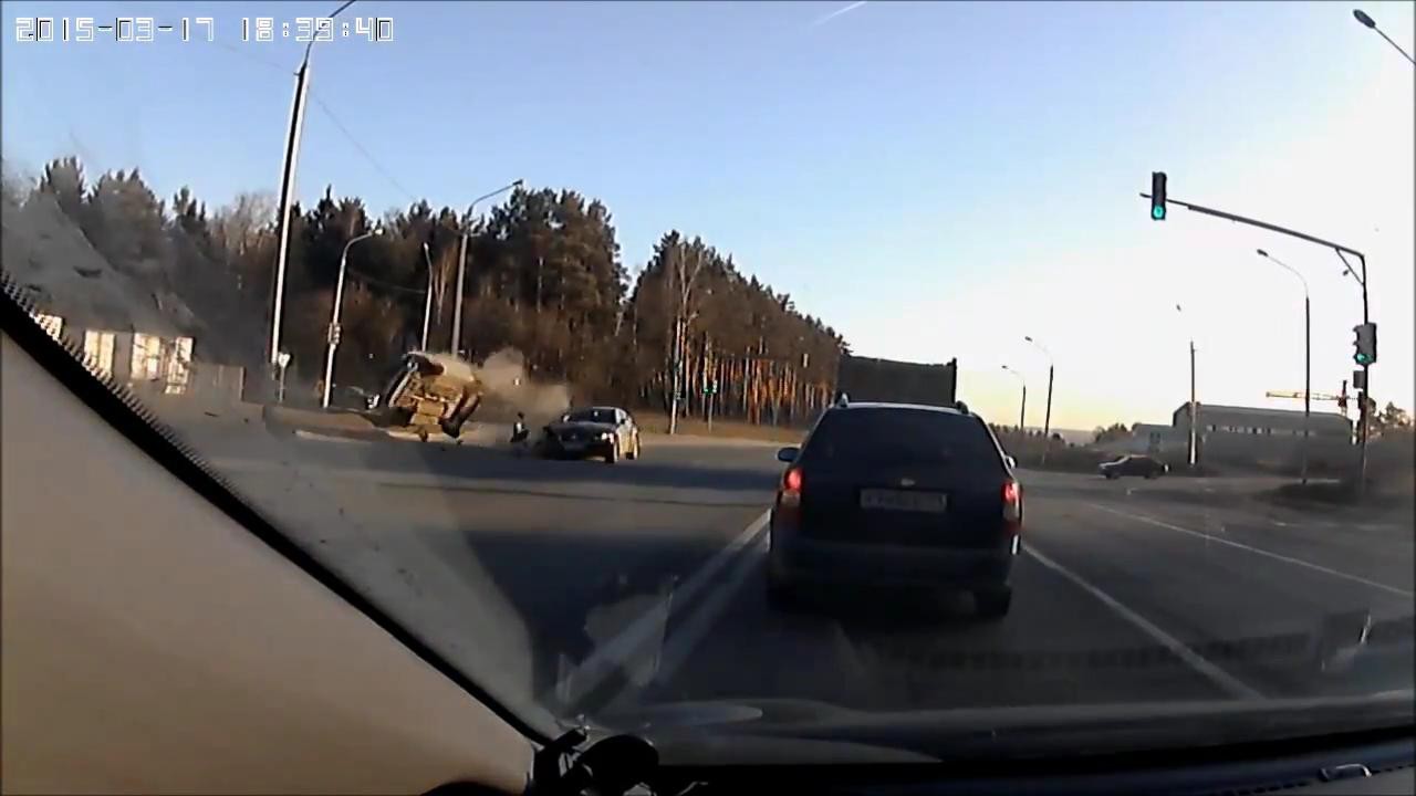 Аварии на дорогах 2015! # 4