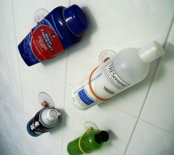 6. Самодельные держатели бутылочек в ванной комнате