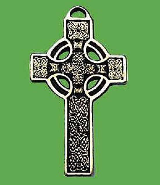 Что за крест у шклярского на шарфе. Могильный крест Кельтский. Крест с кругом. Христианский крест в круге. Крест с кружком посередине.