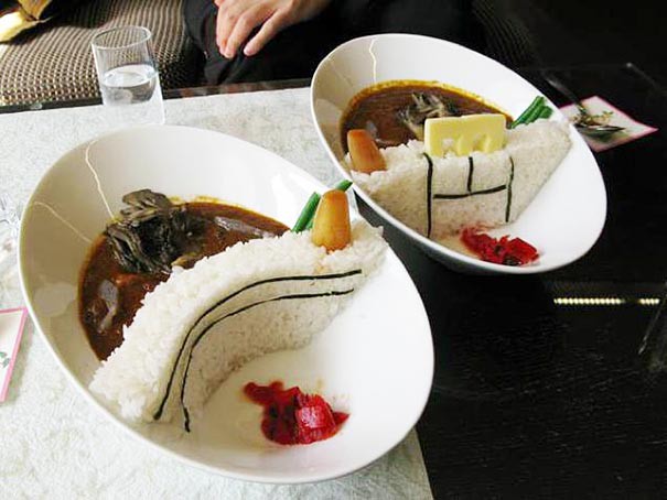 Оригинальное оформление блюда карри  в Японии 