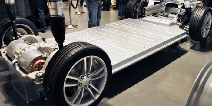 Из чего состоит аккумулятор электромобиля Tesla Model S?