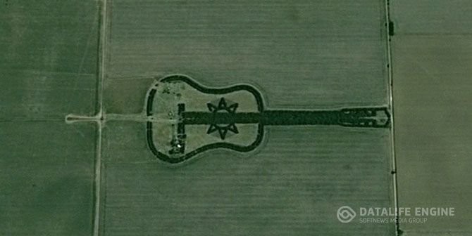 Лес в форме гитары в пампасах Аргентины, фото из космоса. 