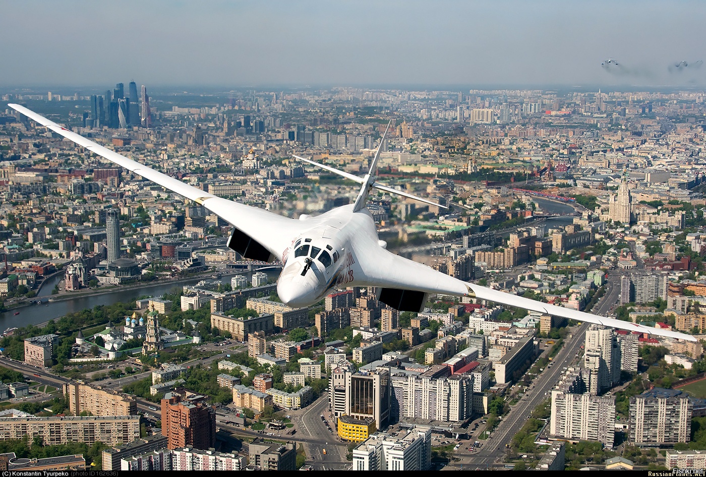 Самолет над каневской. Ту-160 белый лебедь. Белый лебедь самолет ту 160. Ту-160м2.