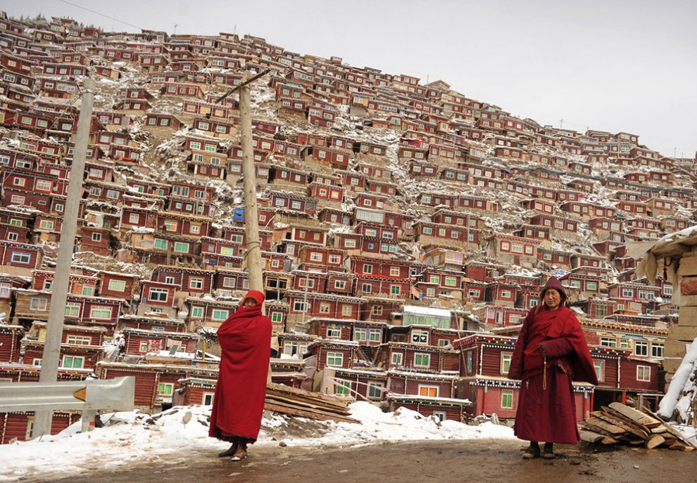 Уникальный монастырь в Тибете, 40 000 монахов 7_12