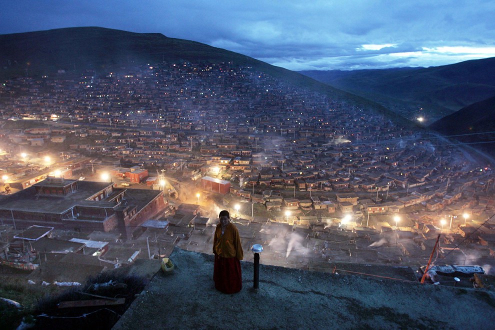 Уникальный монастырь в Тибете, 40 000 монахов 7_7