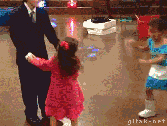 Обидел девочку