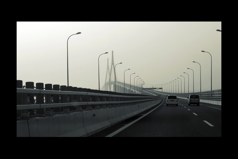 29.Мост через залив Ханчжоувань, Китай