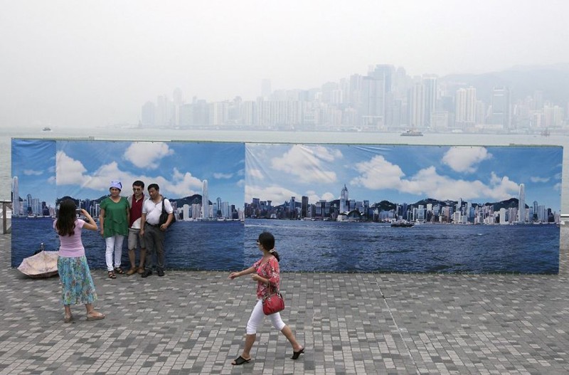 14. Фальшивое небо Гонконга для туристов