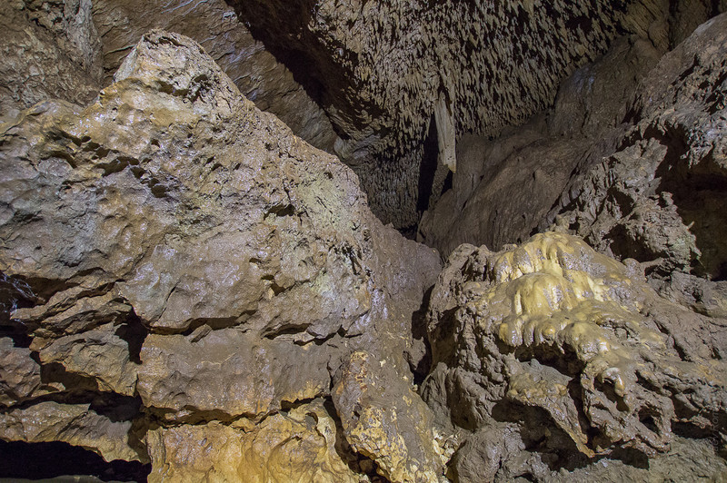Пещера Абрскила в селе Отап. Абхазия